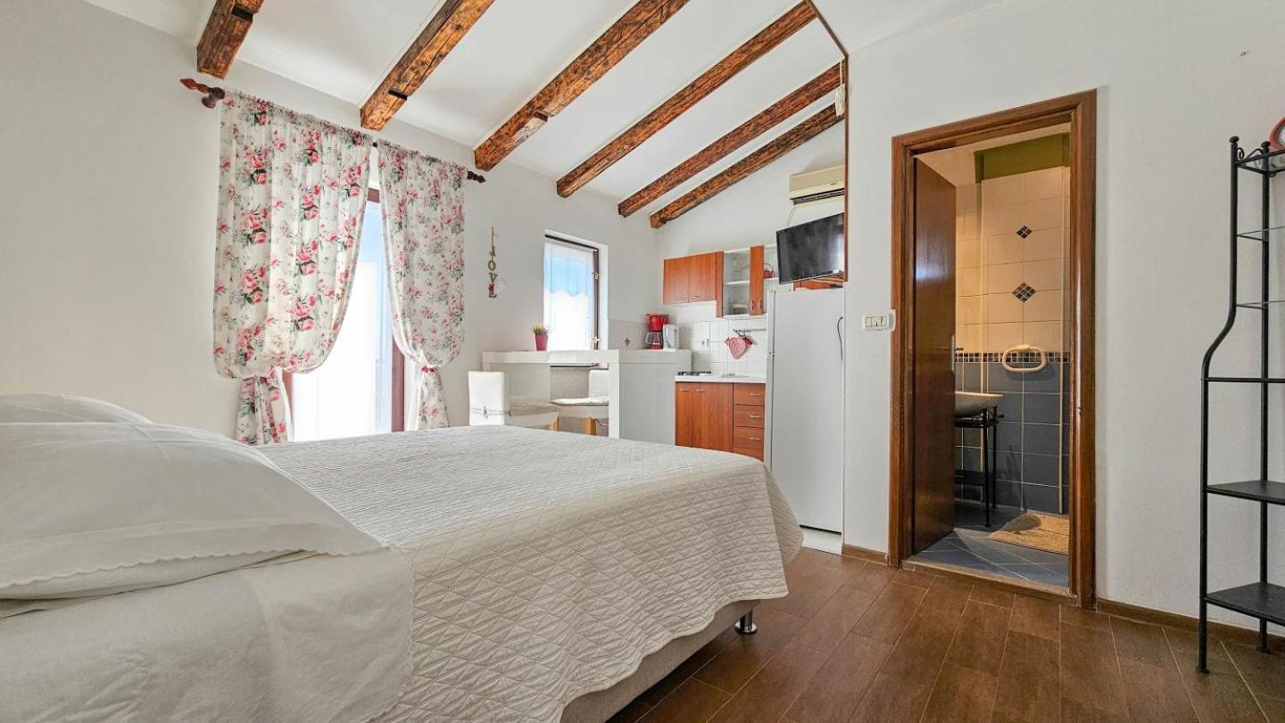 Marinela Studio Novigrad  ภายนอก รูปภาพ