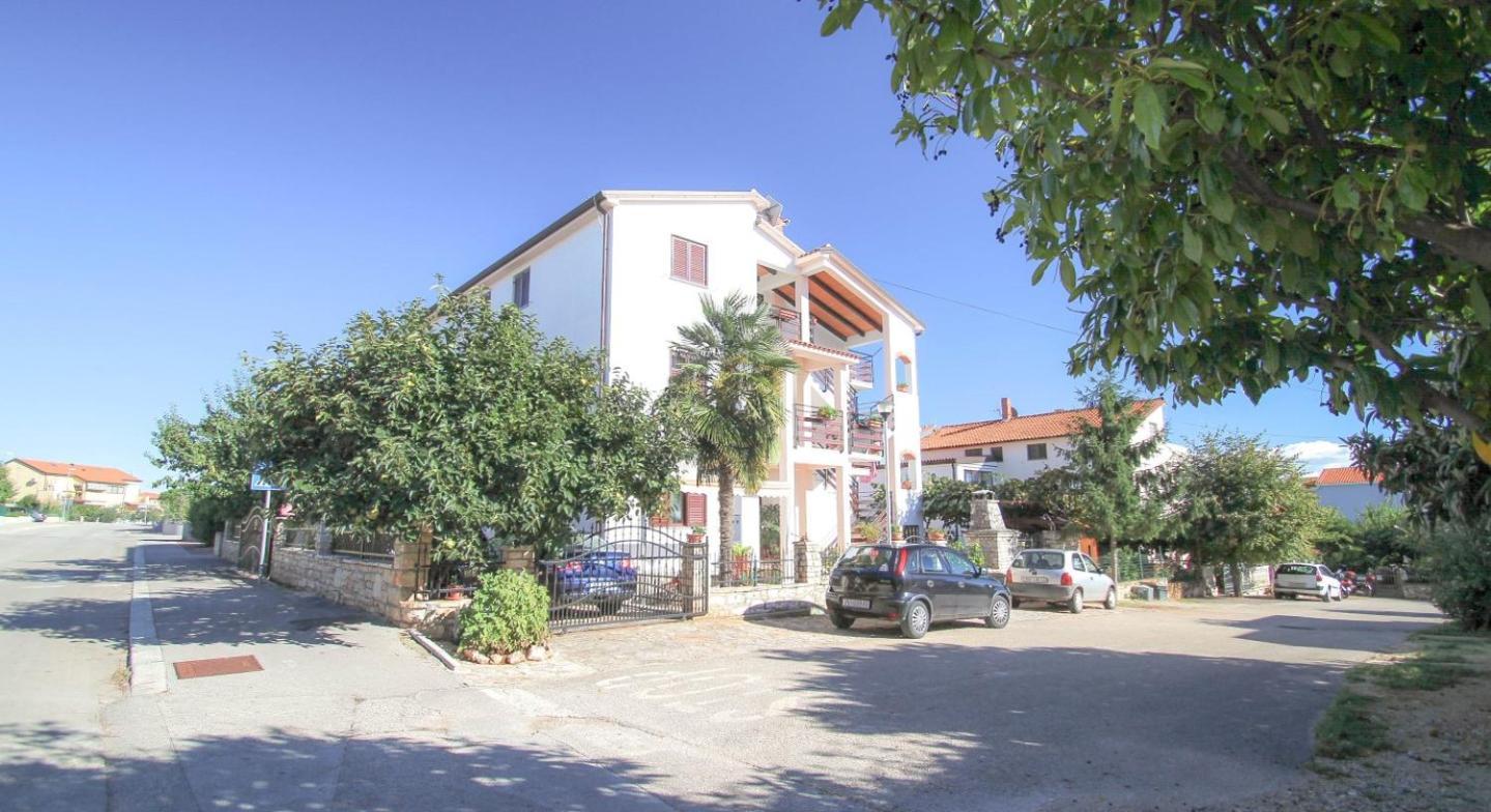 Marinela Studio Novigrad  ภายนอก รูปภาพ