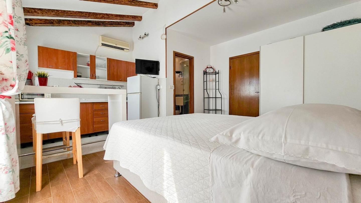 Marinela Studio Novigrad  ภายนอก รูปภาพ
